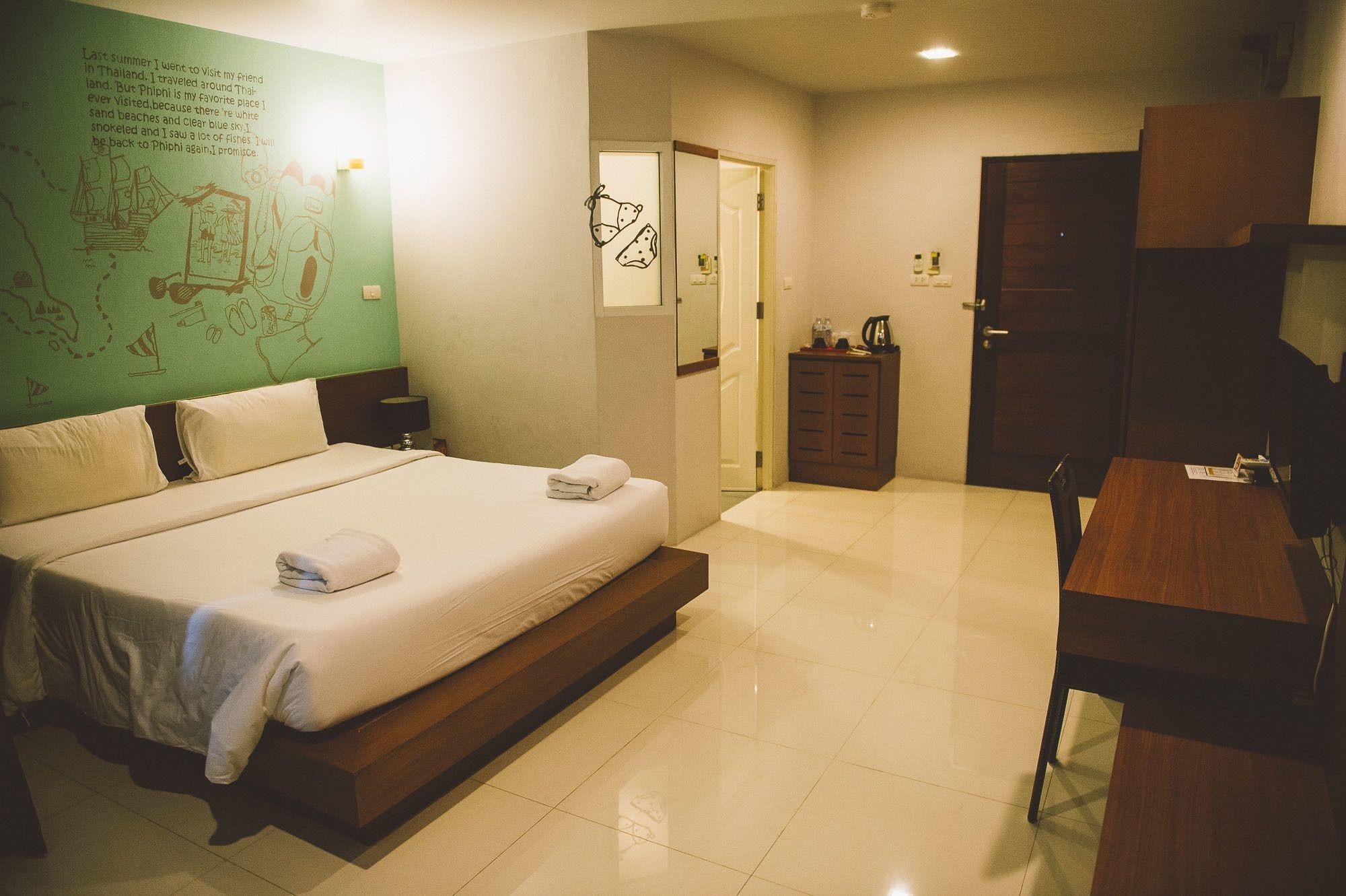 Loft 77 Hotel Bangkok Luaran gambar