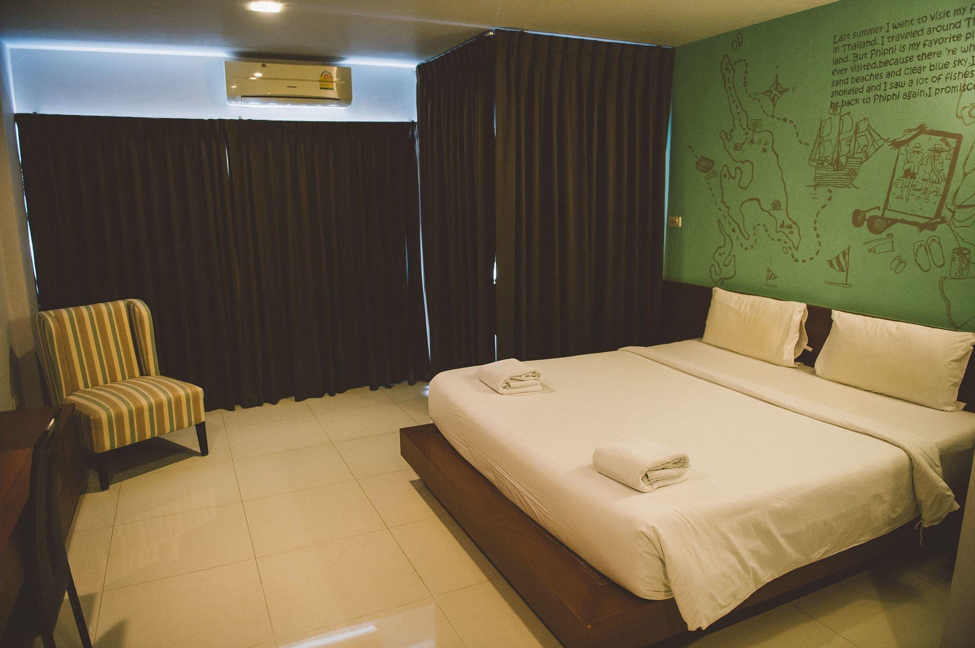 Loft 77 Hotel Bangkok Luaran gambar