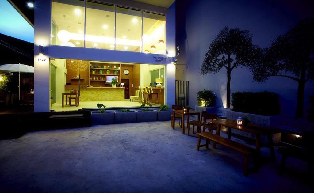 Loft 77 Hotel Bangkok Luaran gambar