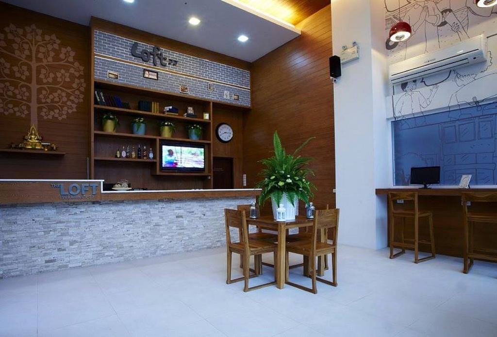Loft 77 Hotel Bangkok Luaran gambar